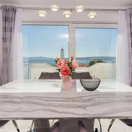 Exquisites Nur 350 Meter Zum Mit Herrlichem Meerblick, Privatparkplatz, Wifi Apartment Crikvenica