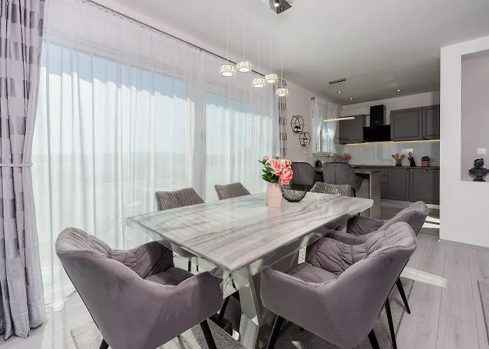 Exquisites Nur 350 Meter Zum Mit Herrlichem Meerblick, Privatparkplatz, Wifi Lägenhet *