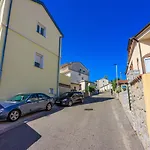 Appartamento Exquisites Nur 350 Meter Zum Mit Herrlichem Meerblick, Privatparkplatz, Wifi